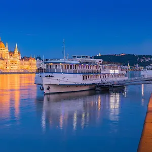Grand Jules - Boat Botel Budapeste